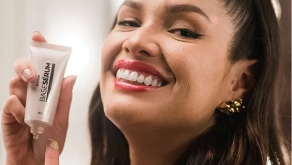 O momento mais esperado dos fãs de beleza e da Juliette Freire chegou! A marca centenária líder em maquiagem e a maquiadora mais querida do Brasil lançam Base Sérum, a combinação perfeita entre maquiagem e cuidados com a pele.