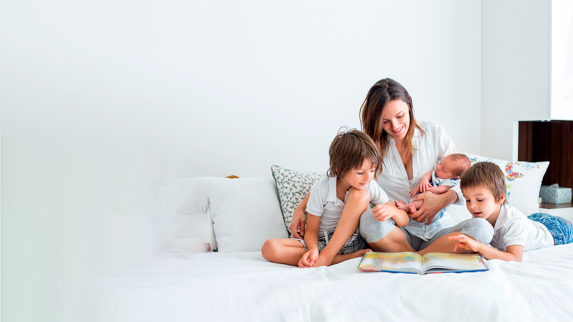 Olá mamãe! Anda na correria e sem condições de cuidar da sua pele? Aqui vão dicas de como manter a pele do rosto bonita e saudável de maneira rápida, prática e sem estresse
