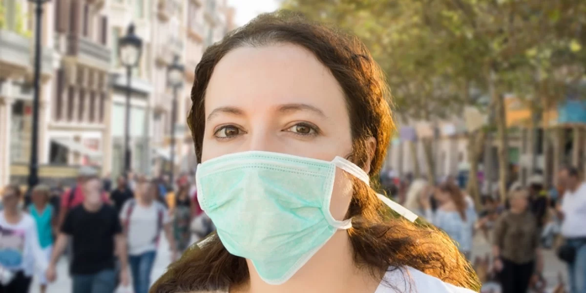 Máscaras são essenciais em tempos de pandemia, mas elas podem potencializar problemas de pele. E agora com a liberação da máscara em Brasília e em grande parte do Brasil, os cuidados são muito mais importantes e explicamos quais são e como se prevenir!