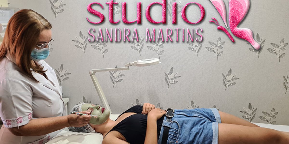 Desde 2010 o Studio Sandar Martins é a melhor opção para tratamentos de estética facial em Taguatinga! Cuidamos da sua pele com todo carinho, profissionalismo e com a melhor tecnologia embarcada nos dermocosméticos utilizados em Brasília!